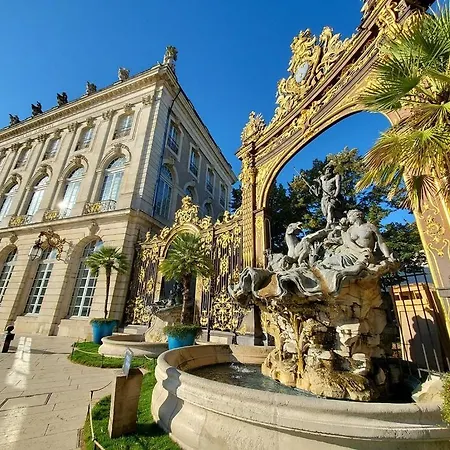 Moderne A 5 Min De La Place Stanislas Apartment