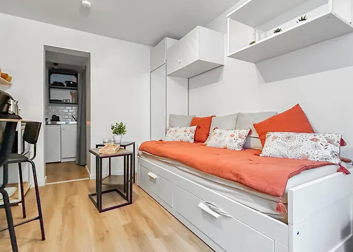 Moderne à 5 Min De La Place Stanislas *